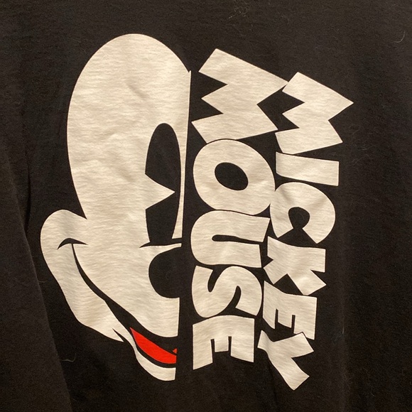 Disney Unisex Black Long Sleeve Shirt w/Mickey Mouse Design on Front. 2X - Picture 2 of 5